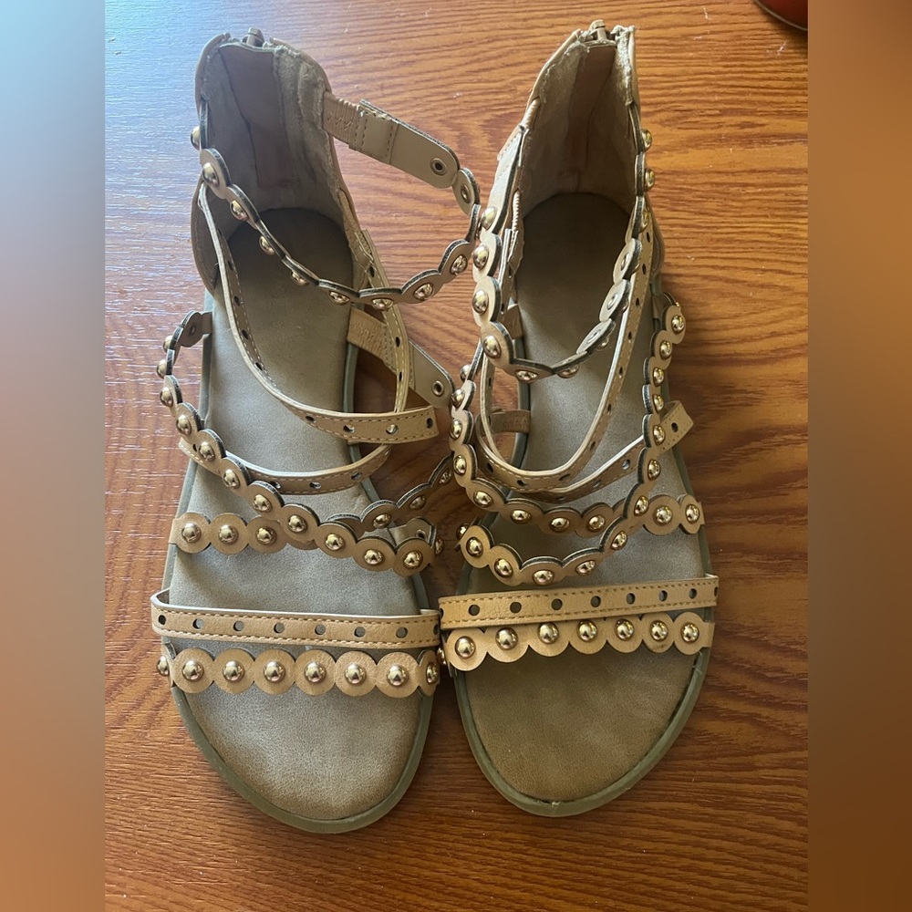 SAM EDELMAN Inspired Flat Tan Gold Strappy Sandals